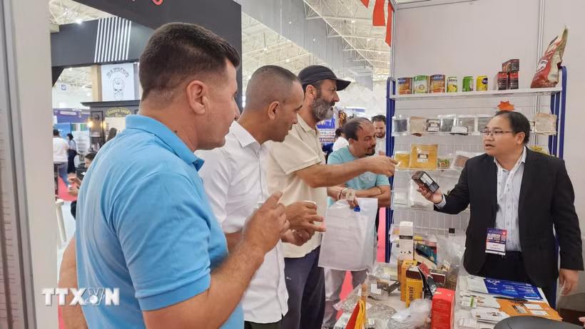 40 doanh nghiệp Việt Nam quảng bá sản phẩm tại Hội chợ Quốc tế Algiers